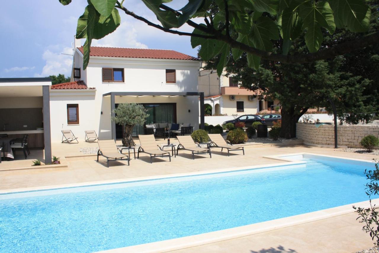 Villa Caprice - Krk Milohnici Eksteriør bilde